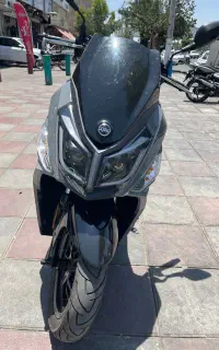 J200