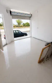 مغازه ۲۰متری سردونبش در (حاشیه میثاق)تا پایان امشب