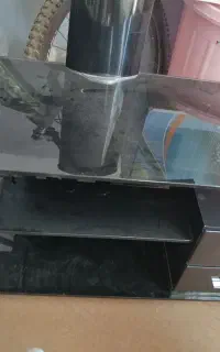 میز تلویزیون شیشه ای سالم