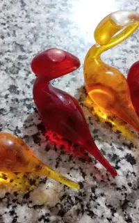 300000