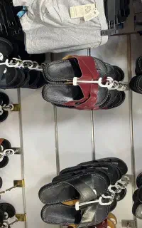صندل و دنپایی