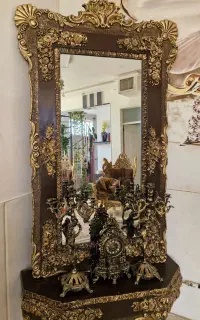 اینه شمدان و بوفه