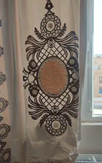 کنار پرده