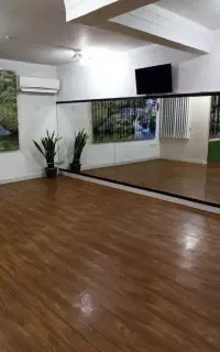 باشگاه نیلوفران آبی یوگا،پیلاتس،TRX،ژیمناستیک