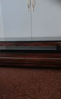 میز تلویزیون و کباب پز