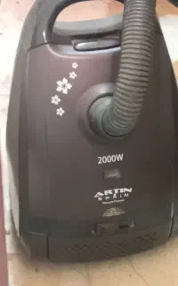 جارو برقی در حد نو با قدرت جنس اصلی بخر