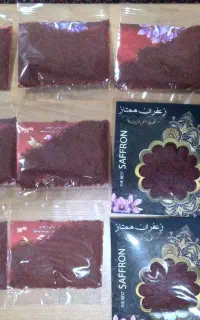 زعفران قائنات بسته های ۵ گرمی