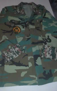 لباس و پارچه لباس ارتشی