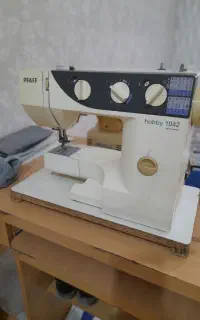 سردوز ژانومه چرخ خیاطی فاف