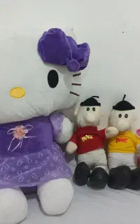 عروسک بچگانه