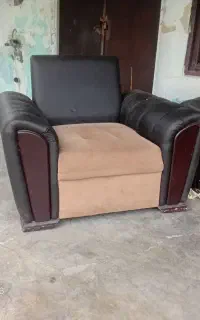 یک دست مبل ۵نفره چرم باچوب نراداصل