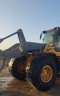 لودر ولوو L120F