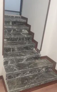 نصب قرنیز و پارکت