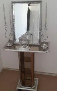 آینه شمعدان با کنسول و ساعت فقط ۱۸ تومن