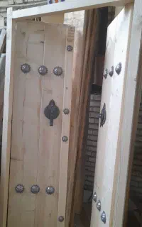 درو پنجره چوبی طرح قدیم