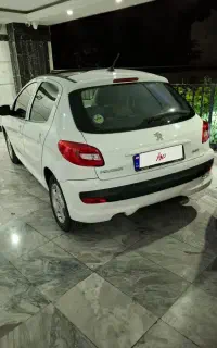 207 پاناروما ۱۴۰۱