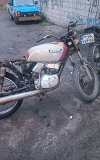 کاوازاکی جهان ر و  سوزوکیax125پولسار۲۰۰