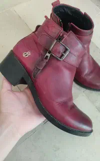 چکمه چرم اصل