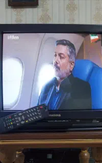 تلویزیون قدیمی سامسونگ ۱۹ اینچ درحد نو