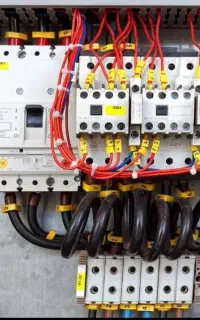 برقکار(برق) و اجرای لاین نوری