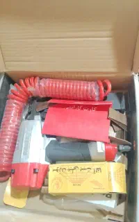 میخ کوب و منگنه کوب صفر قیمت هلکی زدم