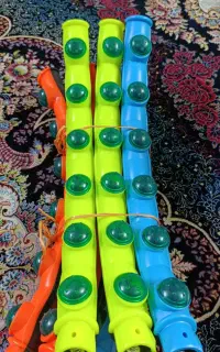 حلقه تناسب اندام  و توپ بسکتبال و فوتبال