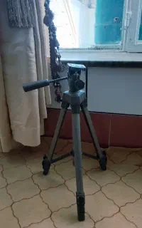 سه پایه دوربین عکاسی