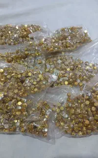 نگین پایه طلایی ونقره ای