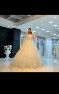 وسایل مزون به فروش میرسد