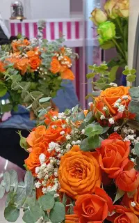 دیزاین دسته گل باکس سبد و ماشین عروس