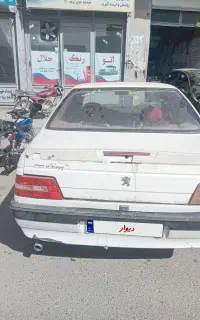 پژو ۲۰۰۰ سفید