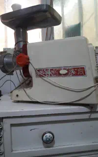 چرخ گوشت قدیمی