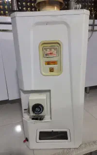 آبگرمکن مخرن دار گازی