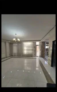 اپارتمان طبقه اول۱۳۵متری