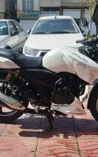 آپاچی 180