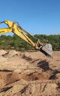 اجاره وپیمانکاری بیل مکانیکی