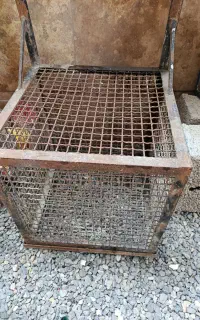 سطل زباله آهنی