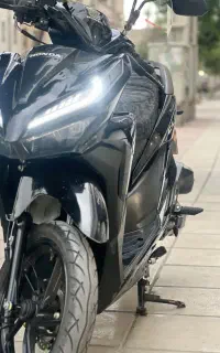 کلیک ۱۵۰s2کویر مشکی پیانویی