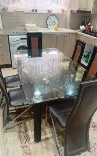 میز نهارخوری ۶نفره همراه صندلی