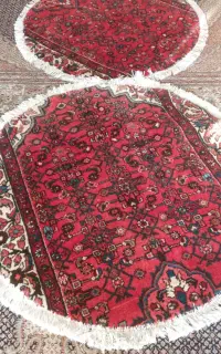 ۲عدد فرش گرد تیکه دوزی شده قیمت ۶۲۰۰۰۰۰میلیون تومن