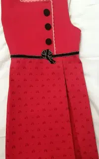 پیراهن دخترانه