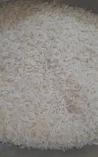 برنج دانه ریز طارم خوش عطر و مزه