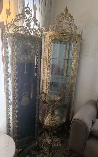 بوفه.ساعت. اینه کنسول گلدان.شمعدان جا میوه ها
