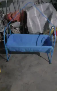 گهواره نوزاد در حد