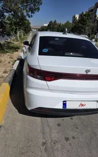 تارا وی ۱پلاس مدل۴۰۴تمیز