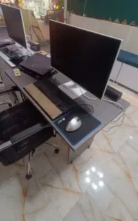 میز کامپیوتر