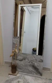 آیینه ایستاده