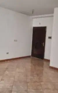 نظافت راه پله  و  منزل  و  ادارات