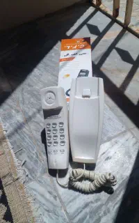 تلفن دیواری زیبا وظریفC.F.L