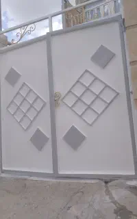 شاگرد نقاش ساختمان
